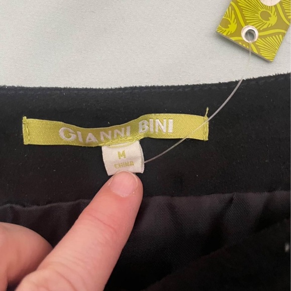 Gianni Bini embroidered faux suede mini skirt - Picture 3 of 6